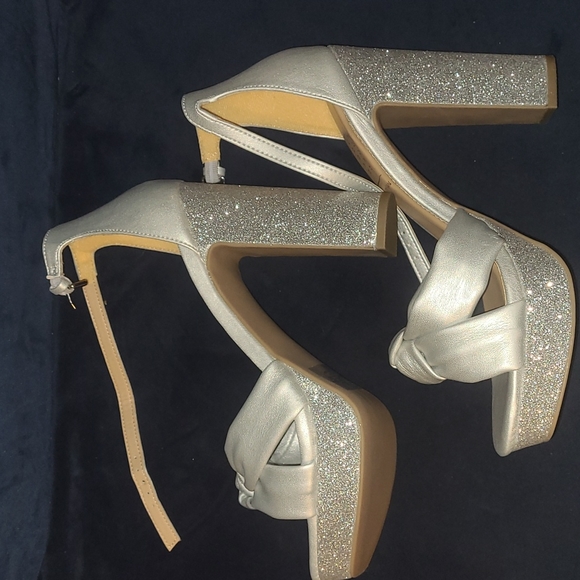 New LC Lauren Conrad "Carmelized" platform heels sizes8.5 and 9 - Picture 6 of 13